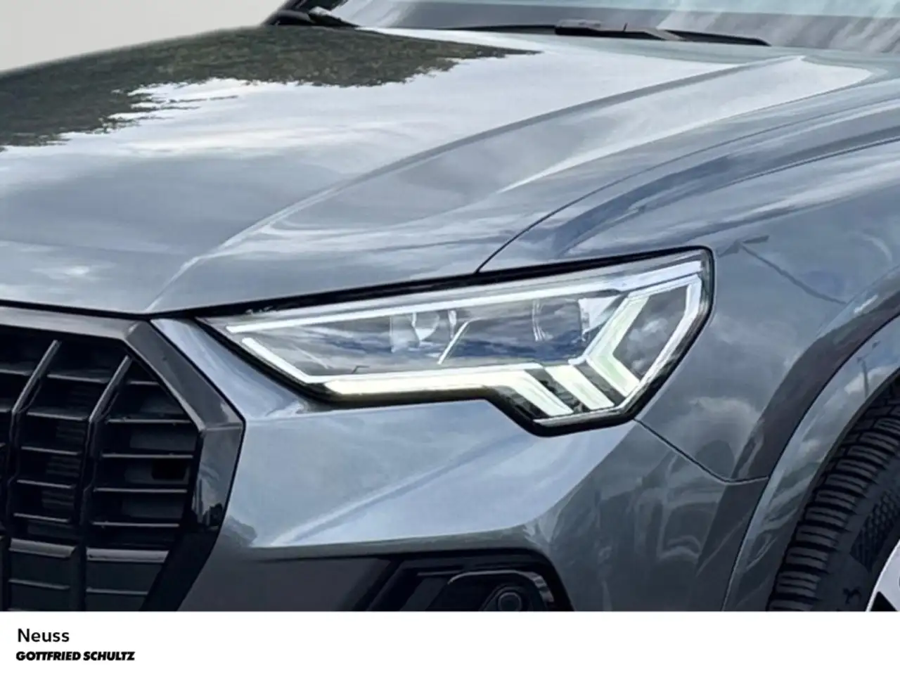 Audi Q3 S-LINE 40 TFSI NAVI SITZHEIZUNG EINPARKHILFE INTER — Galería del vehículo 5