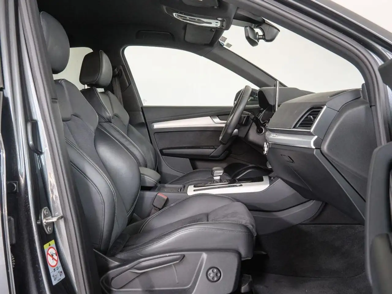 Audi Q5 40 TDI quattro-ultra Black line S tronic 150kW — Galería del vehículo 9