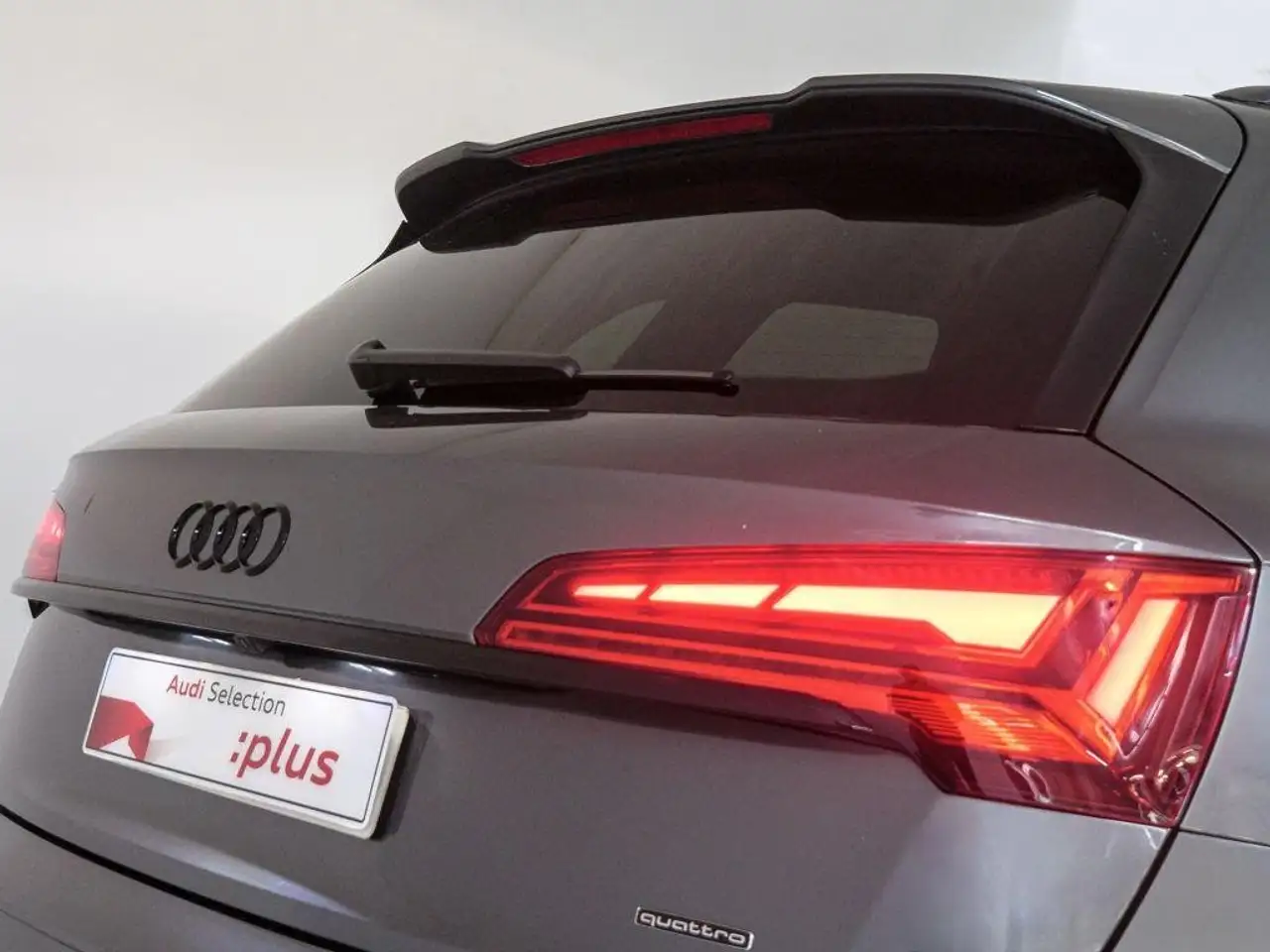Audi Q5 40 TDI quattro-ultra Black line S tronic 150kW — Galería del vehículo 19