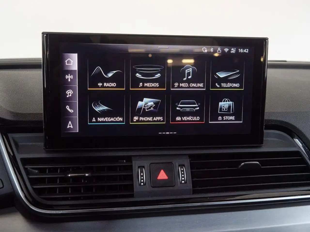 Audi Q5 40 TDI quattro-ultra Black line S tronic 150kW — Galería del vehículo 10