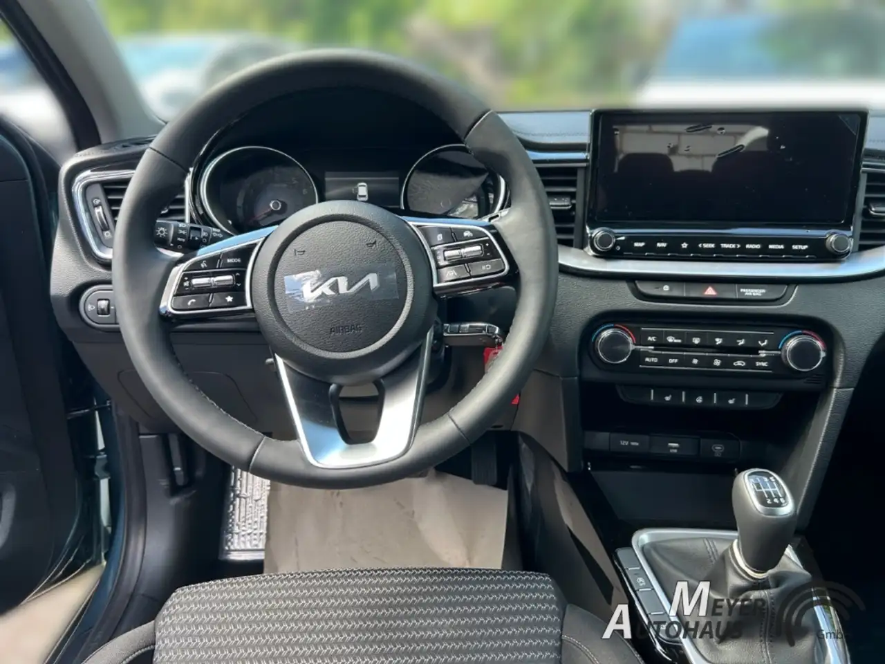 Kia Ceed / cee'd 1.5 T-GDI Vision Komfort-plus-Paket+Rückfahrkamera — Vehicle gallery 7