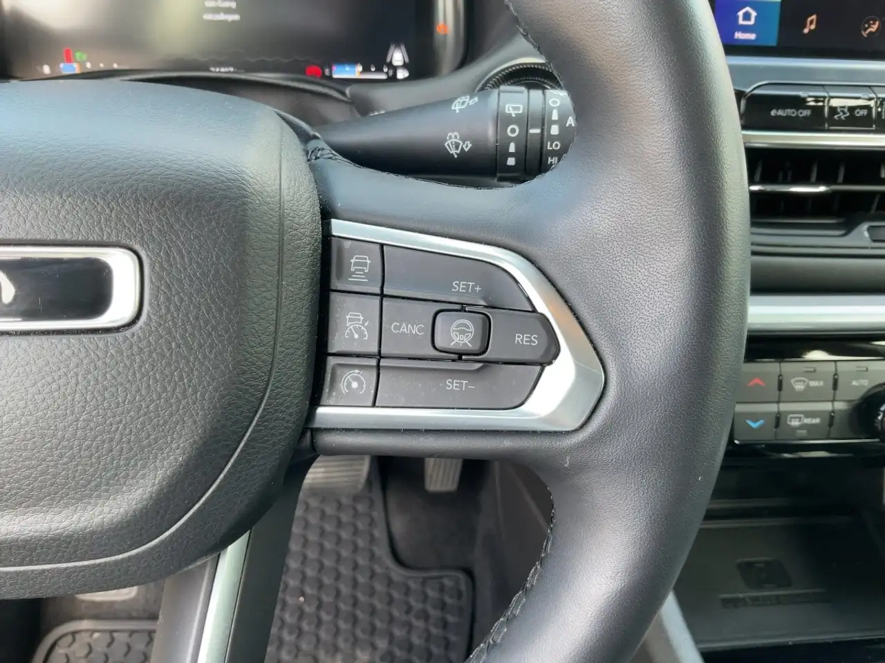 Jeep Compass 1.5 MultiAir FWD Altitude LED+Winterp. — Vehicle gallery 15