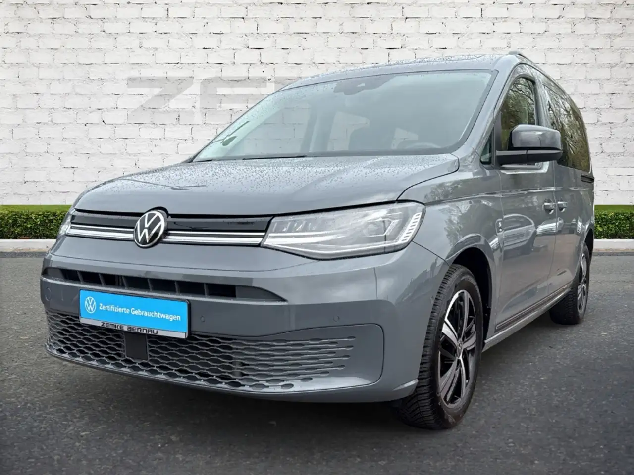 Volkswagen Caddy 1.5 TSI DSG Dark Label StandHZG Navi LED ACC Apple — Galerie du véhicule 2