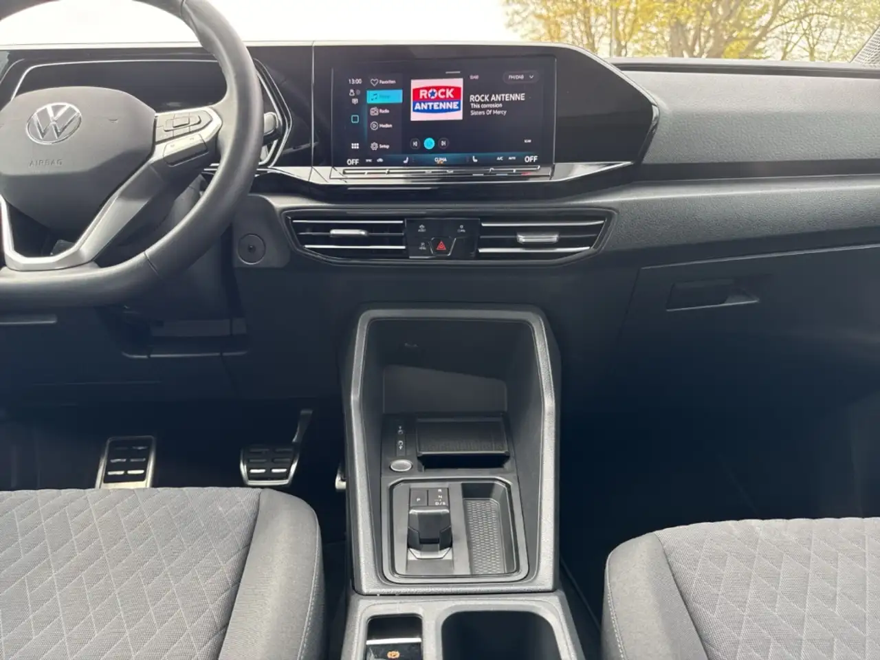 Volkswagen Caddy 1.5 TSI DSG Dark Label StandHZG Navi LED ACC Apple — Galerie du véhicule 14
