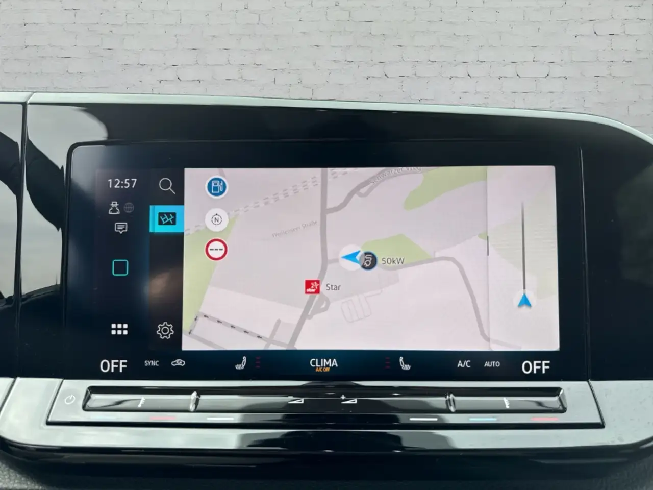 Volkswagen Caddy 1.5 TSI DSG Dark Label StandHZG Navi LED ACC Apple — Galerie du véhicule 8