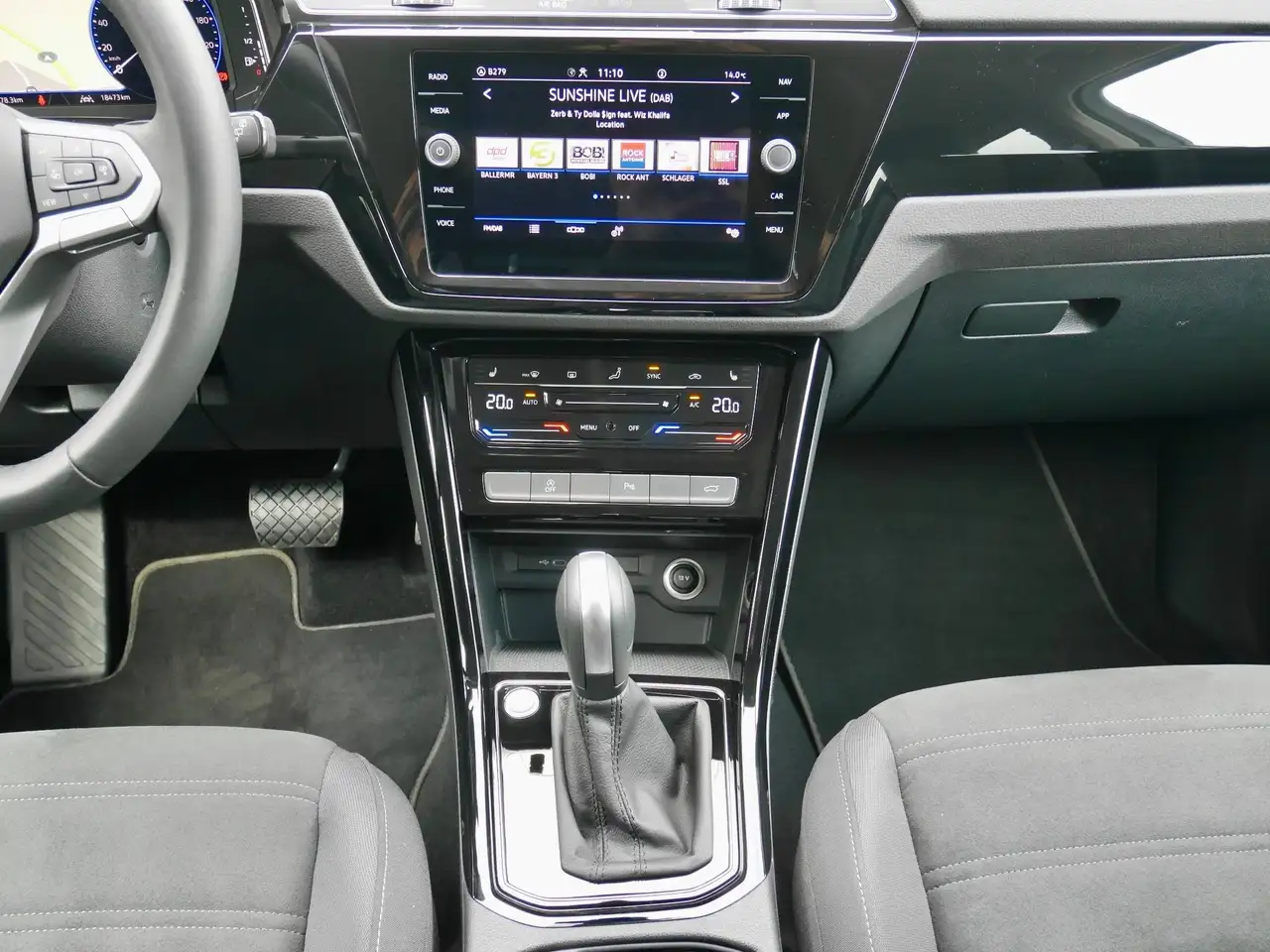 Volkswagen Touran 1.5 TSI DSG "Highline/R-Line" — Galerie du véhicule 21