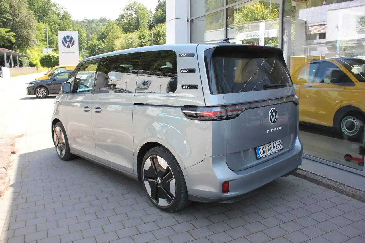 Volkswagen ID. Buzz Pro 77kWh Akku inklusive LED,Navi — Vehicle gallery 6