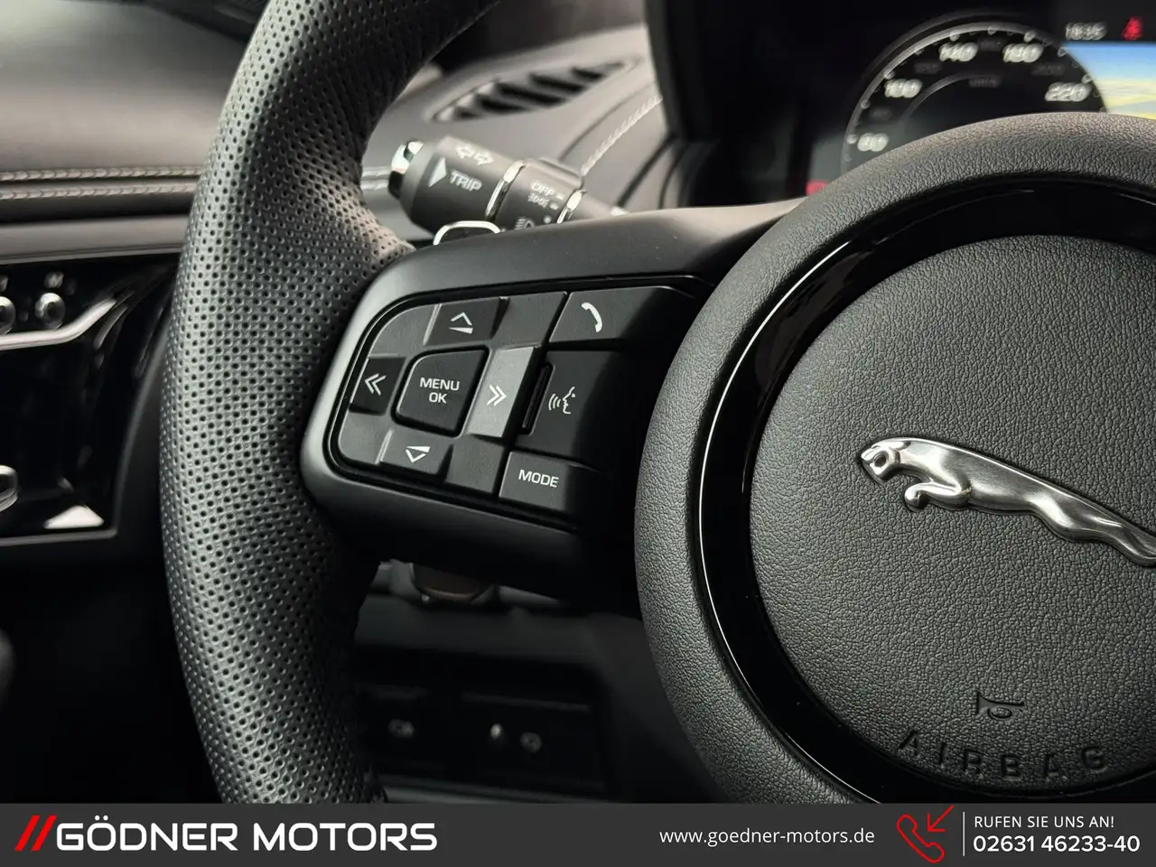 Jaguar F-Type 75 R P575 5.0 L V8 AWD/FINAL-EDITION/75R/MERIDI... — Vehicle gallery 17