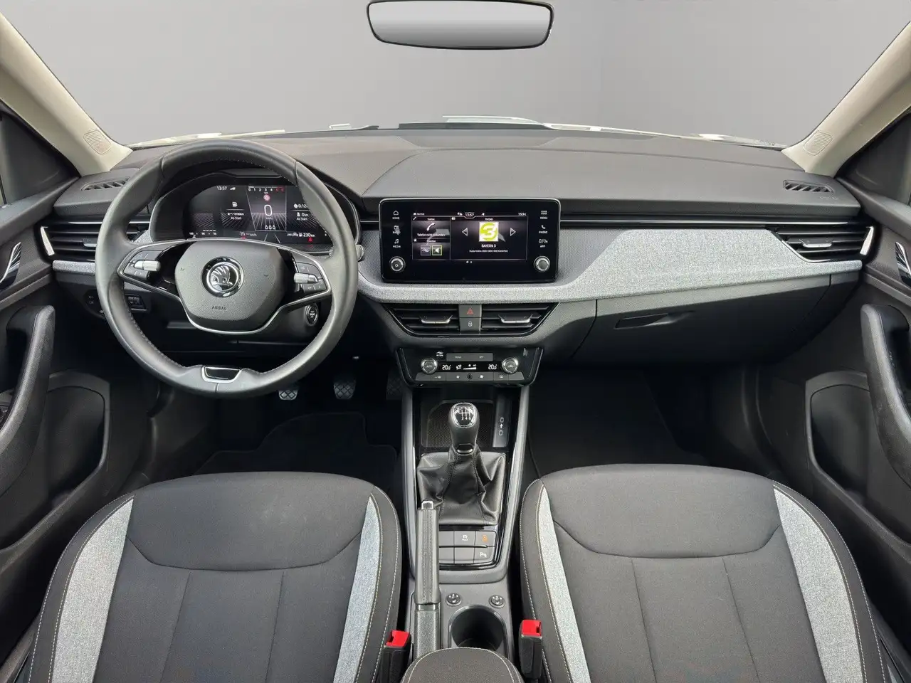 Skoda Kamiq Selection *LED*Dig Tacho*SmartLink*Kamera* — Galería del vehículo 12