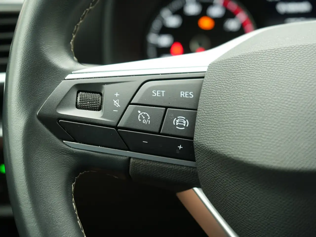 SEAT Leon ST Style VIRT CARPLAY LED PDC KLIMA — Vehicle gallery 5
