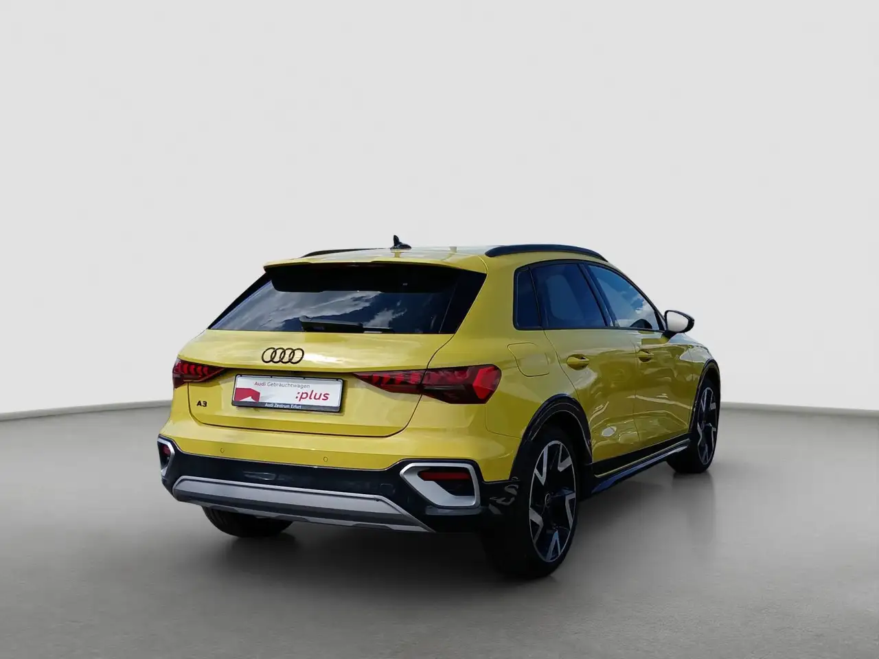 Audi A3 35 TFSI S tronic HuD Matrix Navi SO — Vehicle gallery 5
