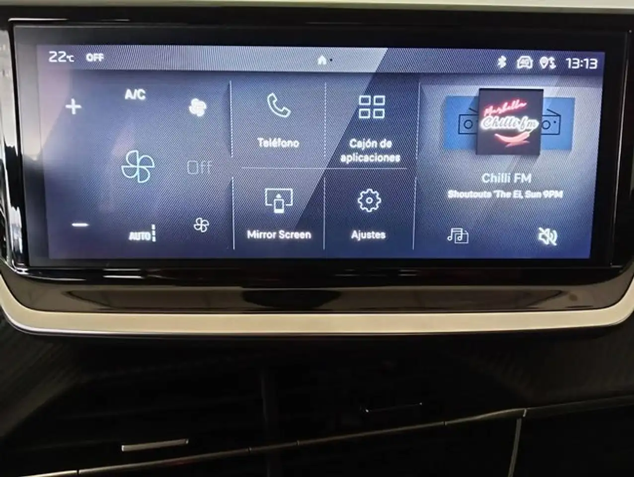 Peugeot 208 1.2 Hybrid Allure e-DCS6 100 — Galerie du véhicule 12