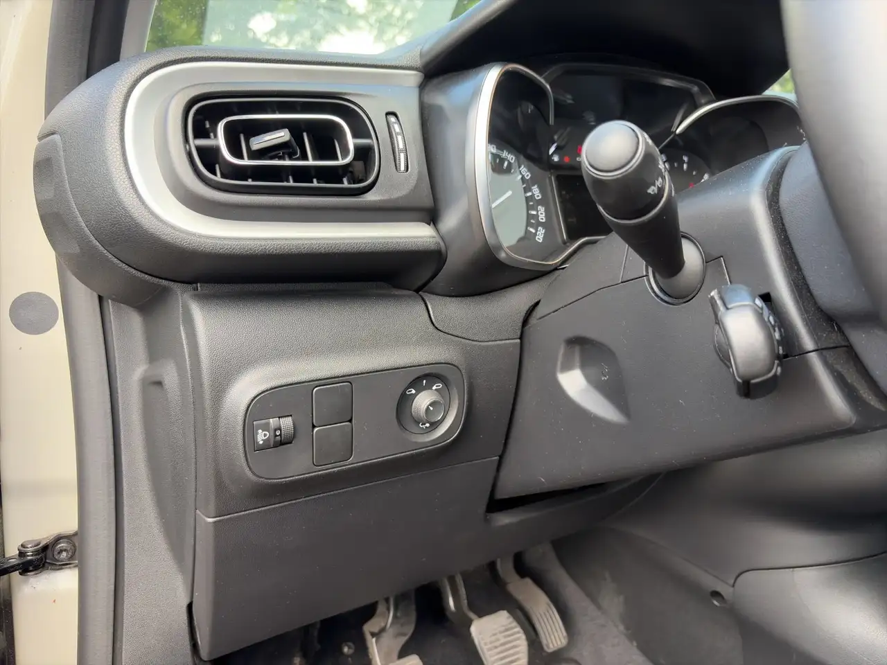 Citroen C3 Origin Max PT 83 Navi+SHZ+LED+RFK+Carplay+LM — Vehicle gallery 19