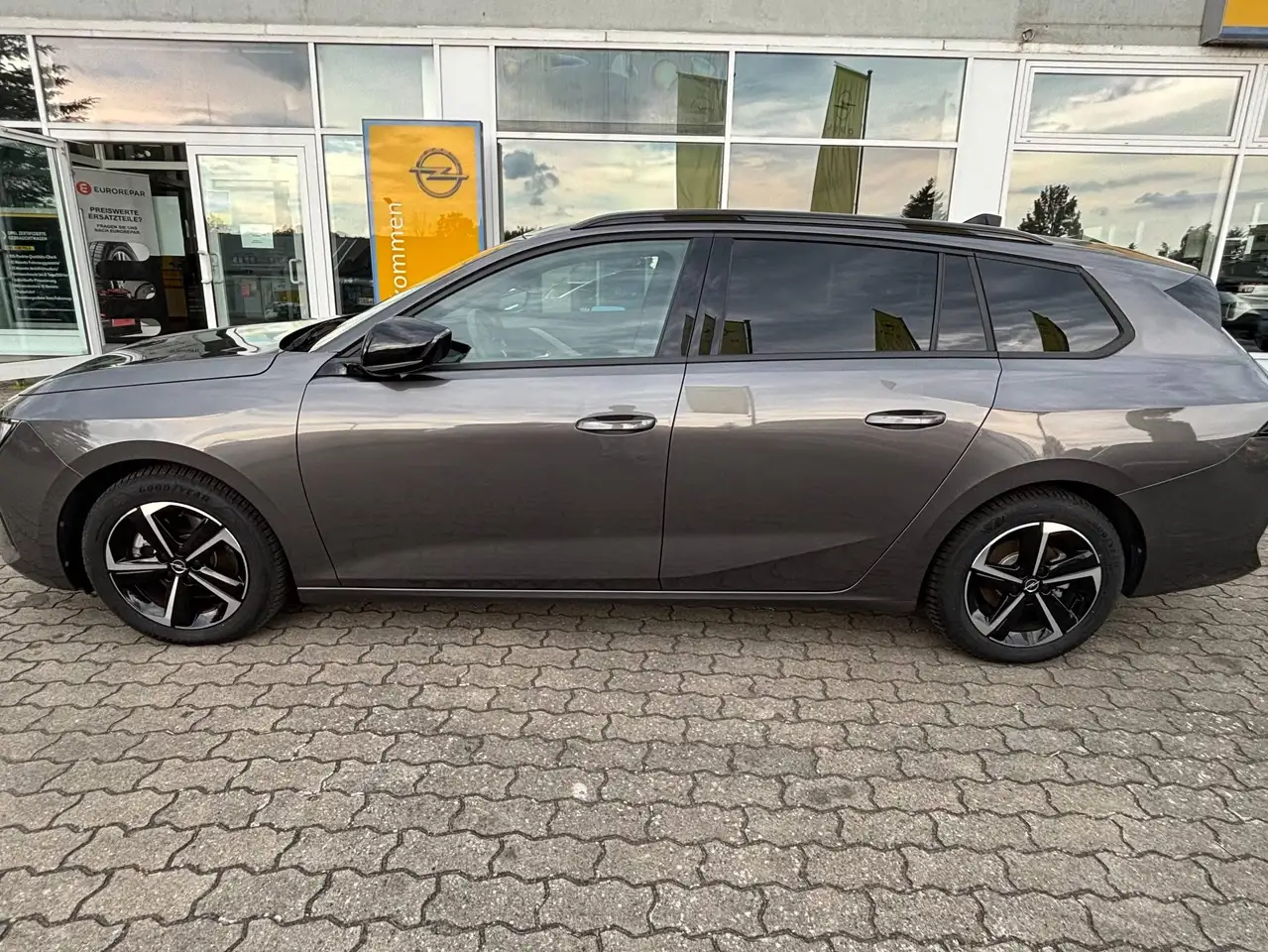 Opel Astra GS — Galerie du véhicule 8