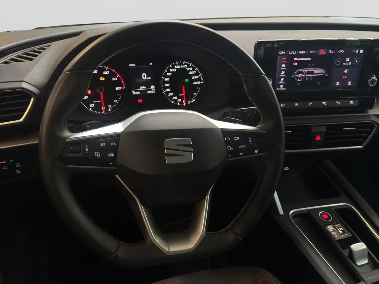 SEAT Leon Style 1.0 eTSI Aut. Kamera, PDC vorn, Klima Klima — Galería del vehículo 14