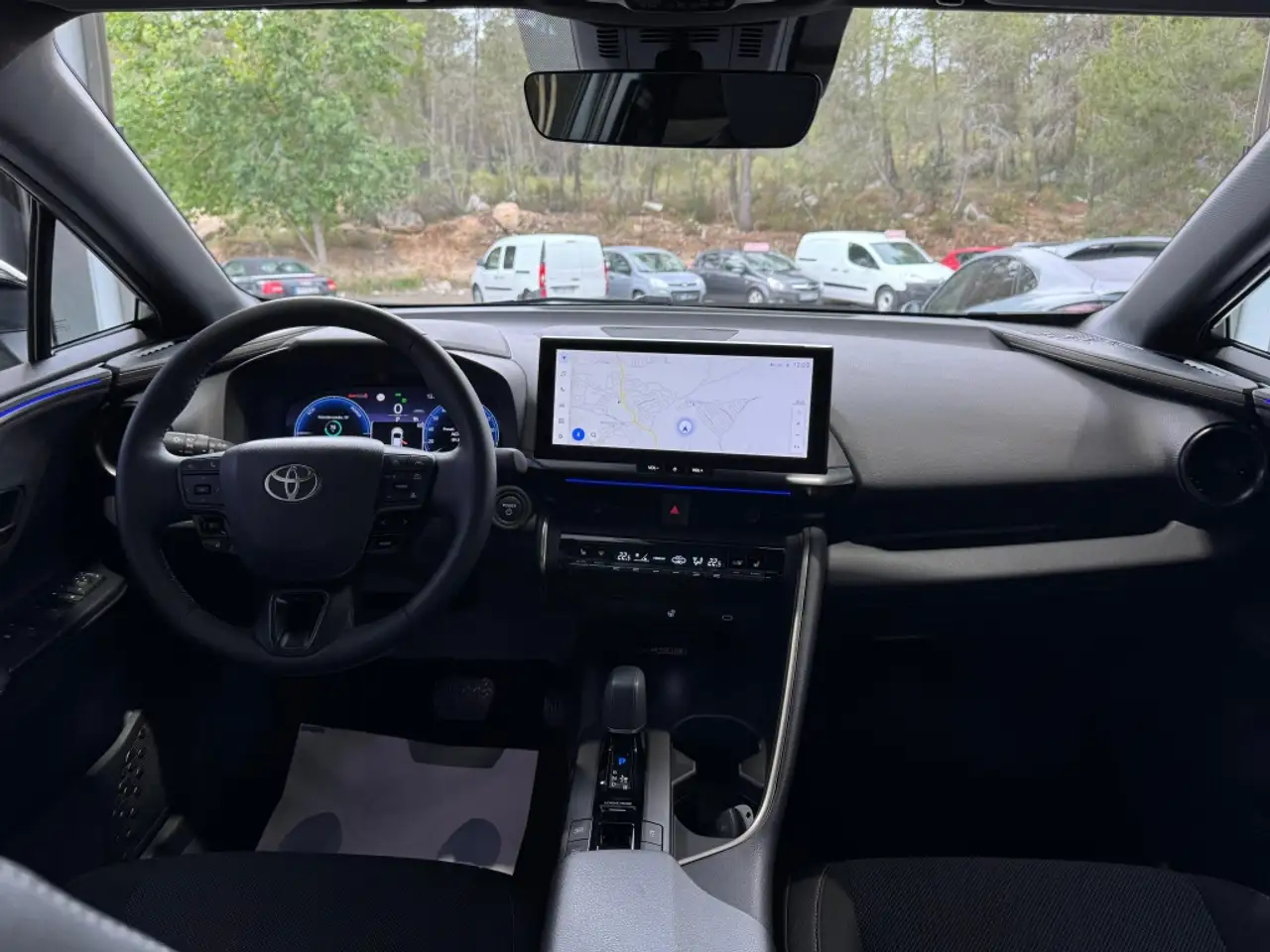 Toyota C-HR 220PH Premiere Edition — Vehicle gallery 15