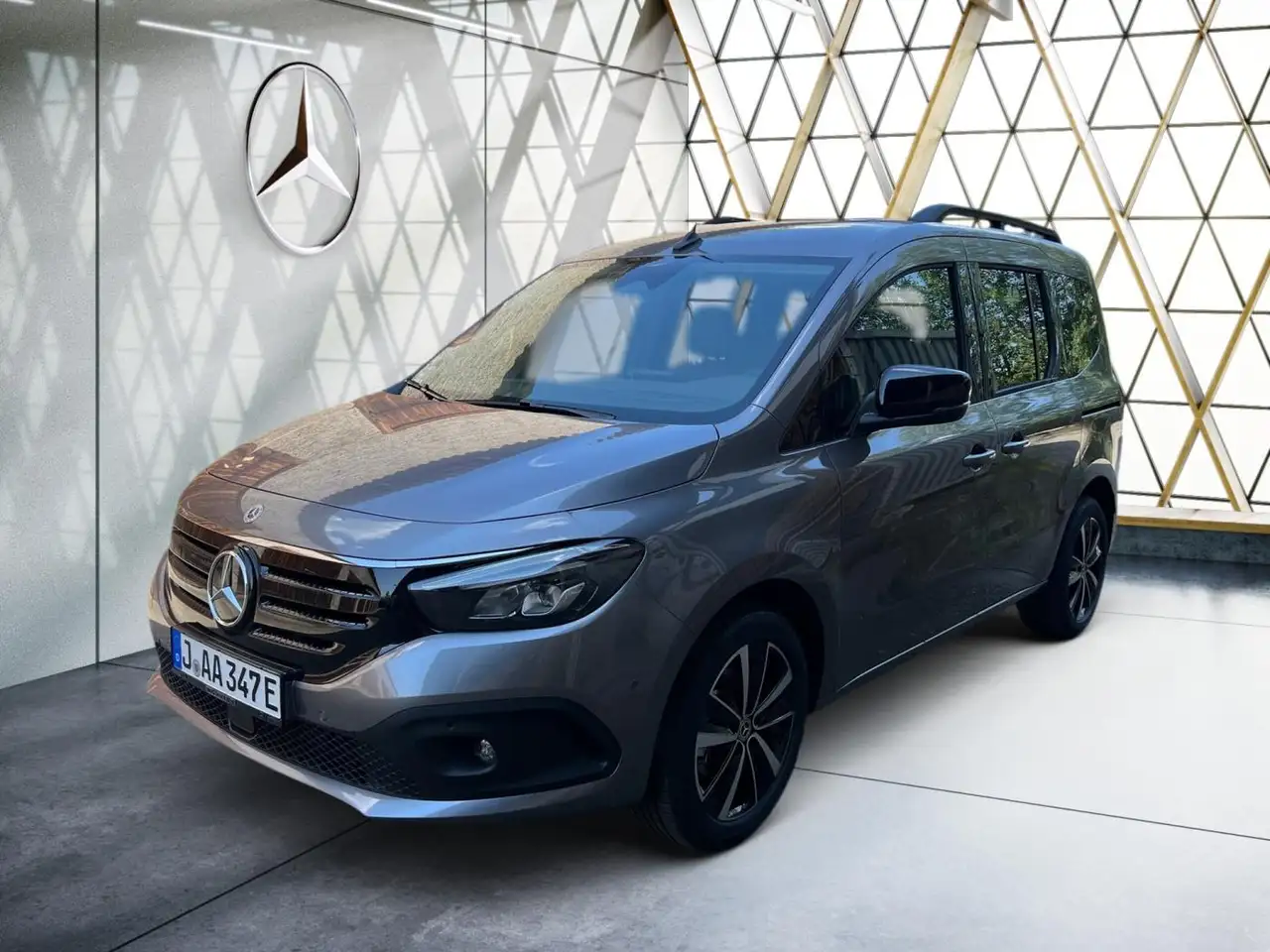 Mercedes-Benz EQT 200 Progressive LenkHz*Kam*LEDhigh*Ambi*Totw — Galerie du véhicule 2