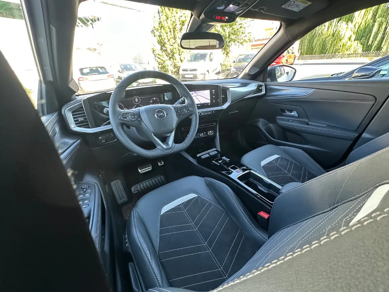Opel Mokka 1.2 Turbo Ultimate inkl. Inspektionspaket — Vehicle gallery 12