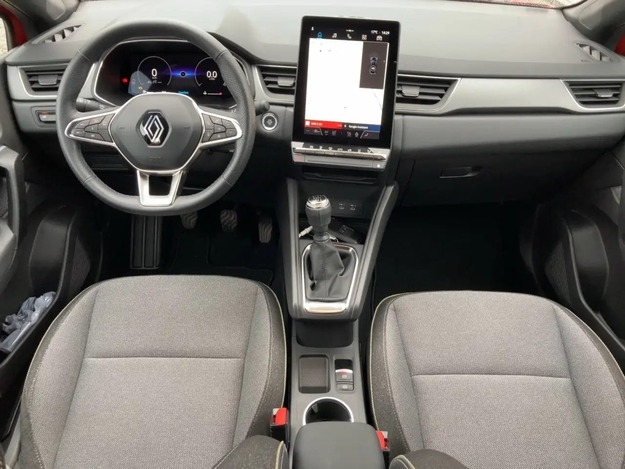 Renault Captur II Techno 1.3 TCe 140 Mild-Hybrid — معرض صور السيارة 9