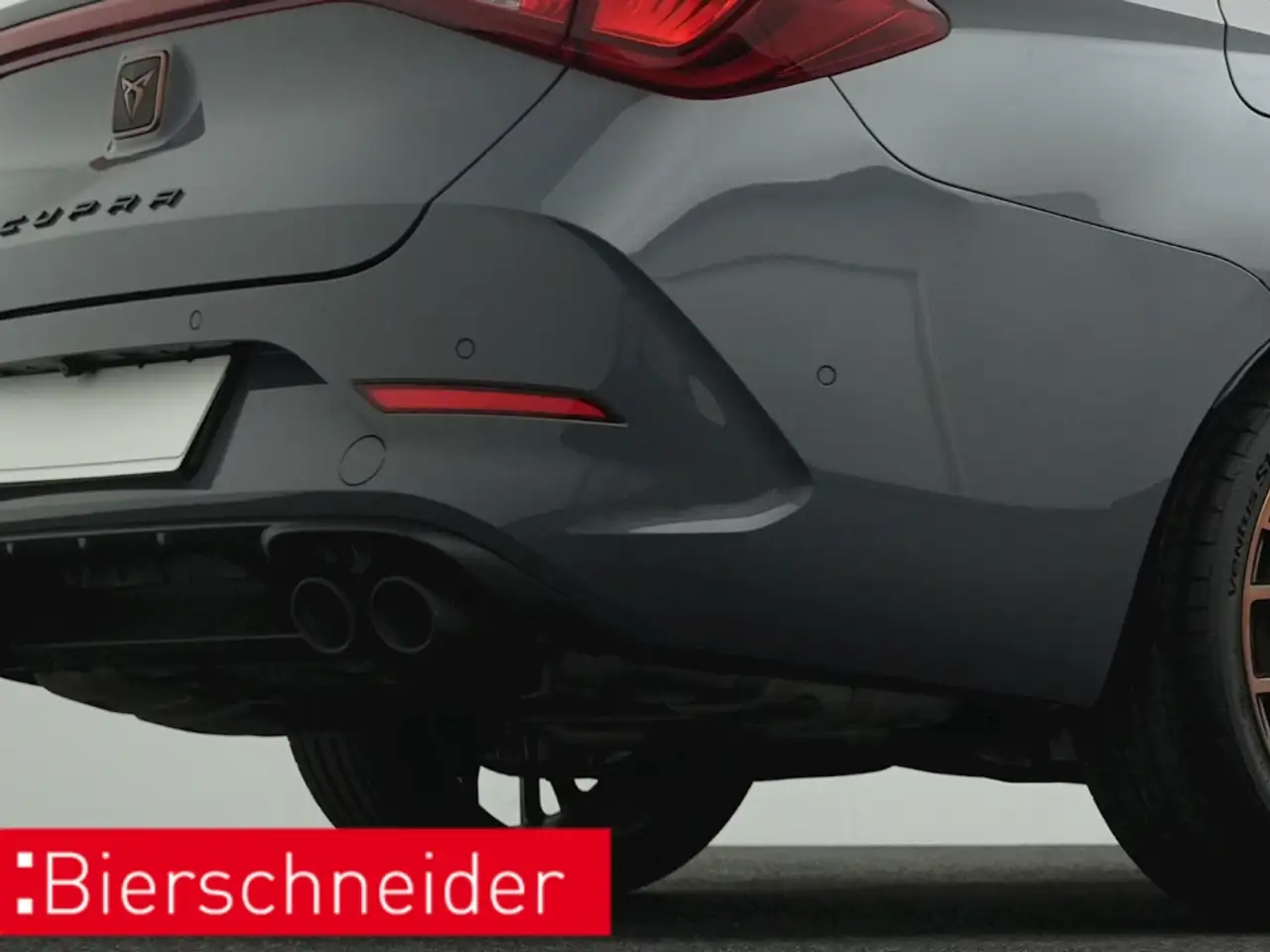 CUPRA Leon Sportstourer 2.0 TSI DSG 4Dr. VZ MATRIX NAVI BEATS — Vehicle gallery 25