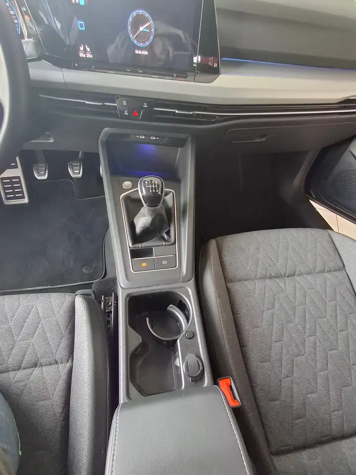 Volkswagen Golf Golf VIII 1.0 TSI OPF Move — Vehicle gallery 14
