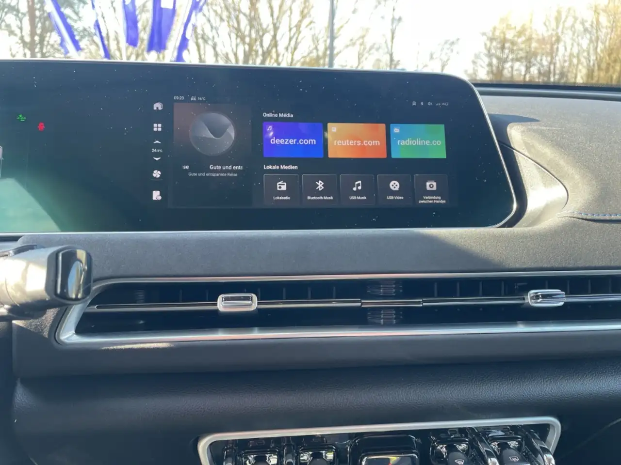 GWM ORA 03 300 Elektro Navi Leder 360 Kamera LED Klimaautom — Vehicle gallery 10