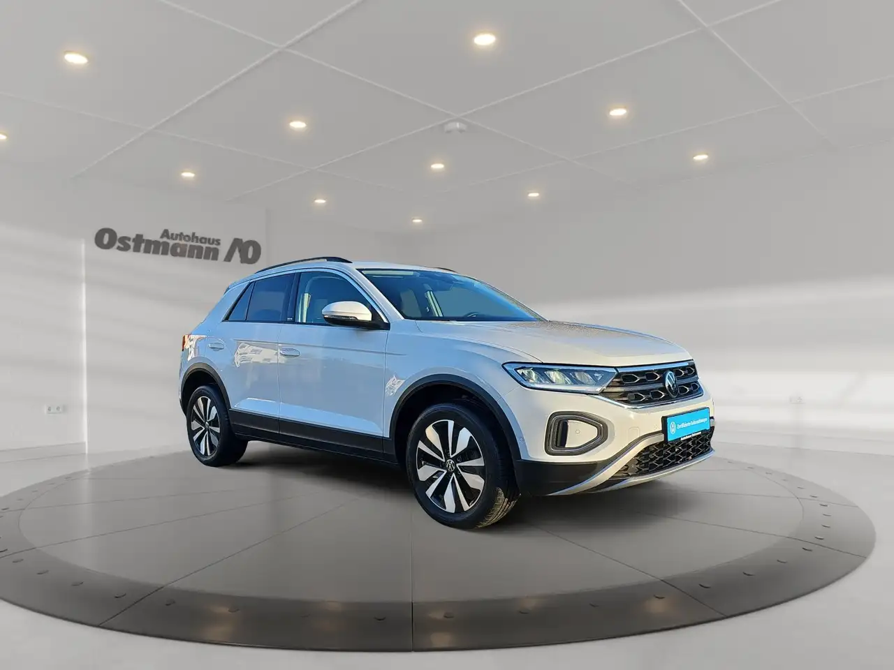 Volkswagen T-Roc 1.5 TSI DSG Move AHK LED PDC KAM APP Connect — Galerie du véhicule 6