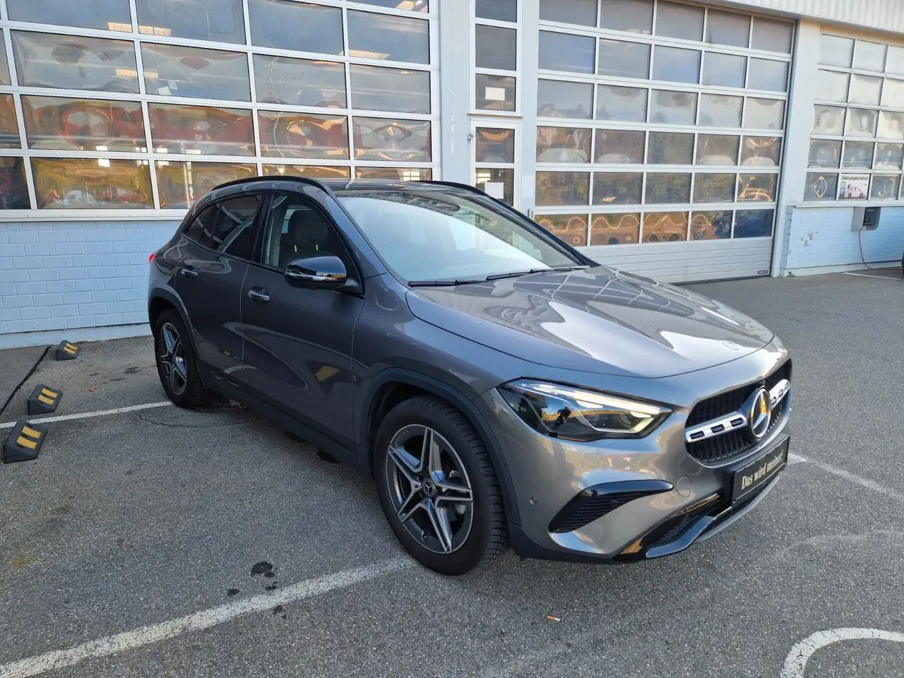 Mercedes-Benz GLA 200 Progressive|AHK|Memo|Pano|360|Easy-P|LED — Galería del vehículo 2