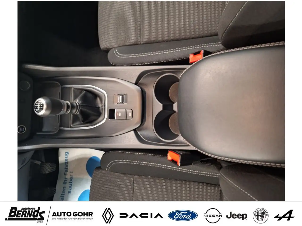 Nissan Qashqai 1.3 DIG-T Acenta KLIMA PDC NAVI 360 DAB WinterP. — معرض صور السيارة 11