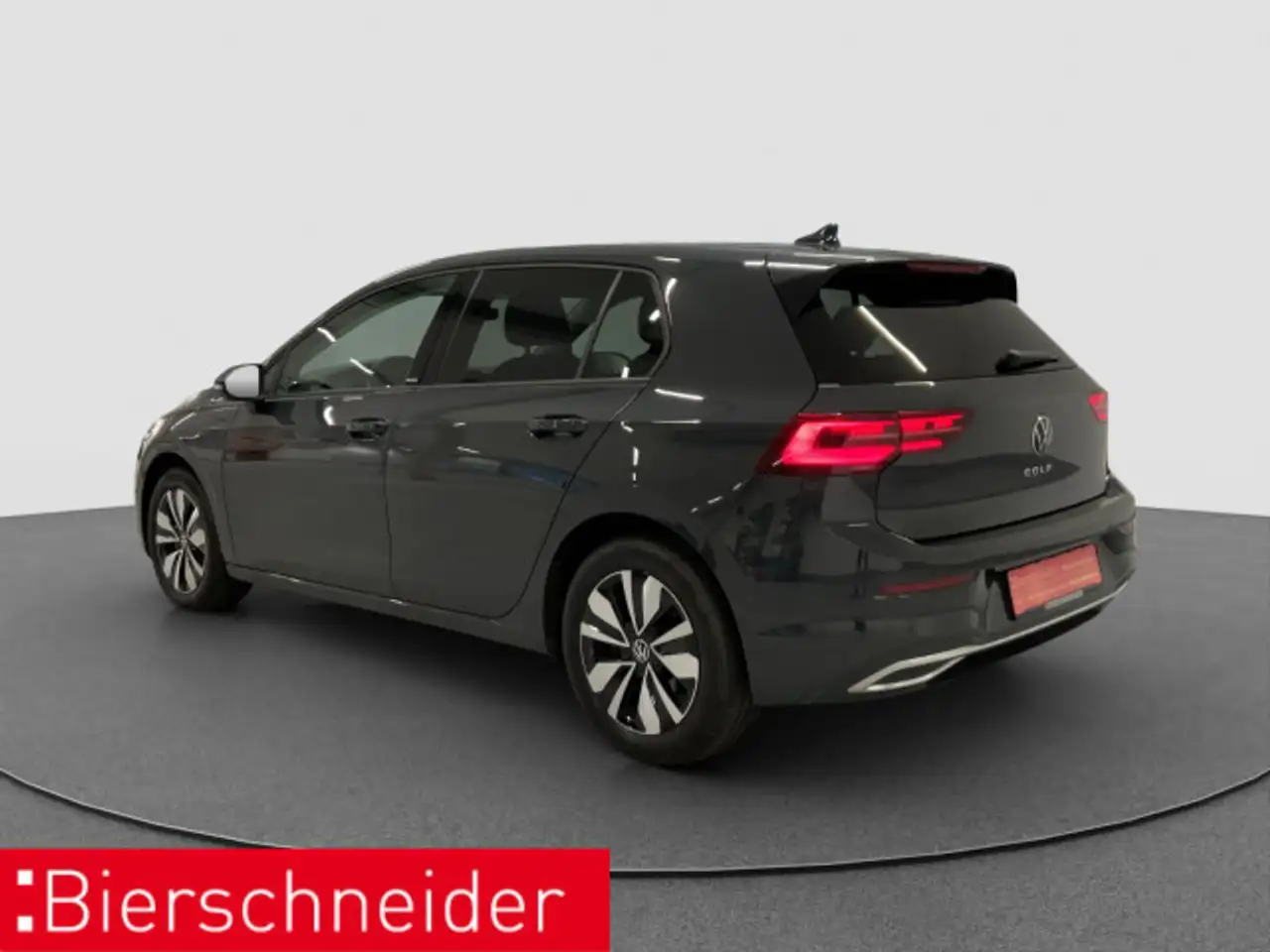 Volkswagen Golf 8 1.5 TSI Move MATRIX CAM ACC ALU — Vehicle gallery 6