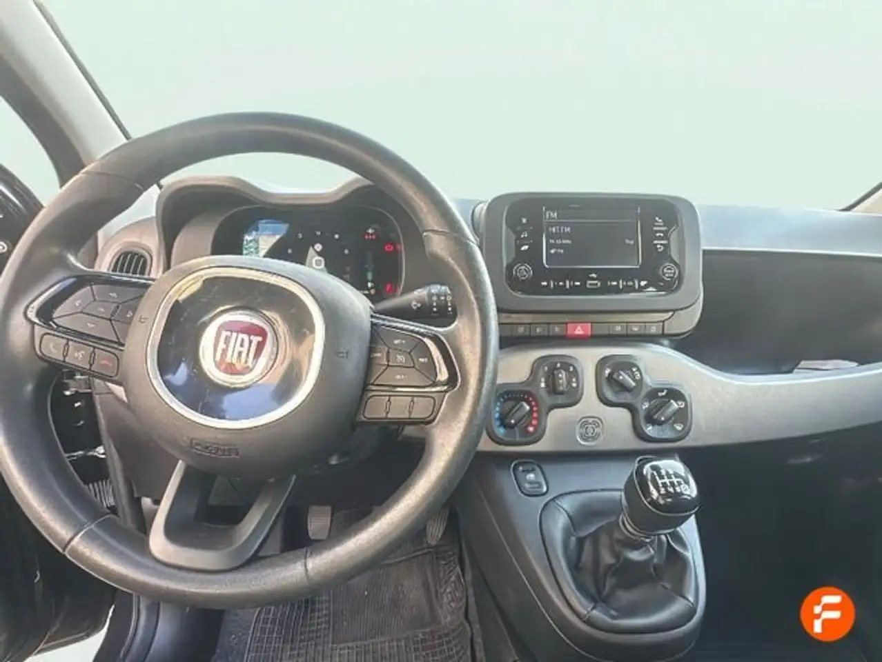 Fiat Panda 1.0 Hybrid 51kW (70cv) — معرض صور السيارة 13