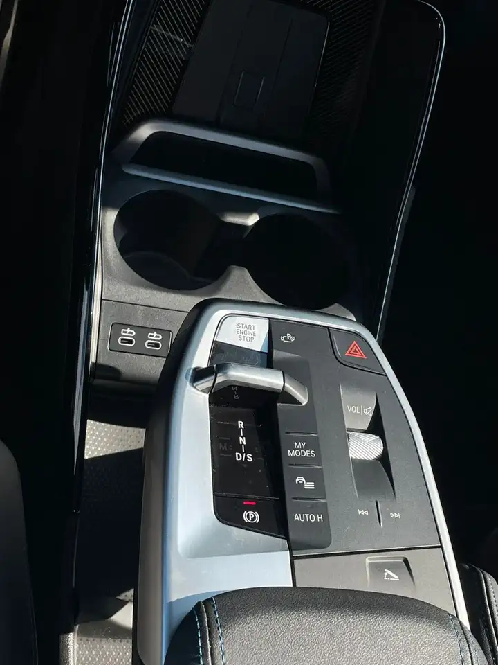 BMW 218 i Active Tourer M SPORT /AHK/Kamera/adapLED — معرض صور السيارة 14