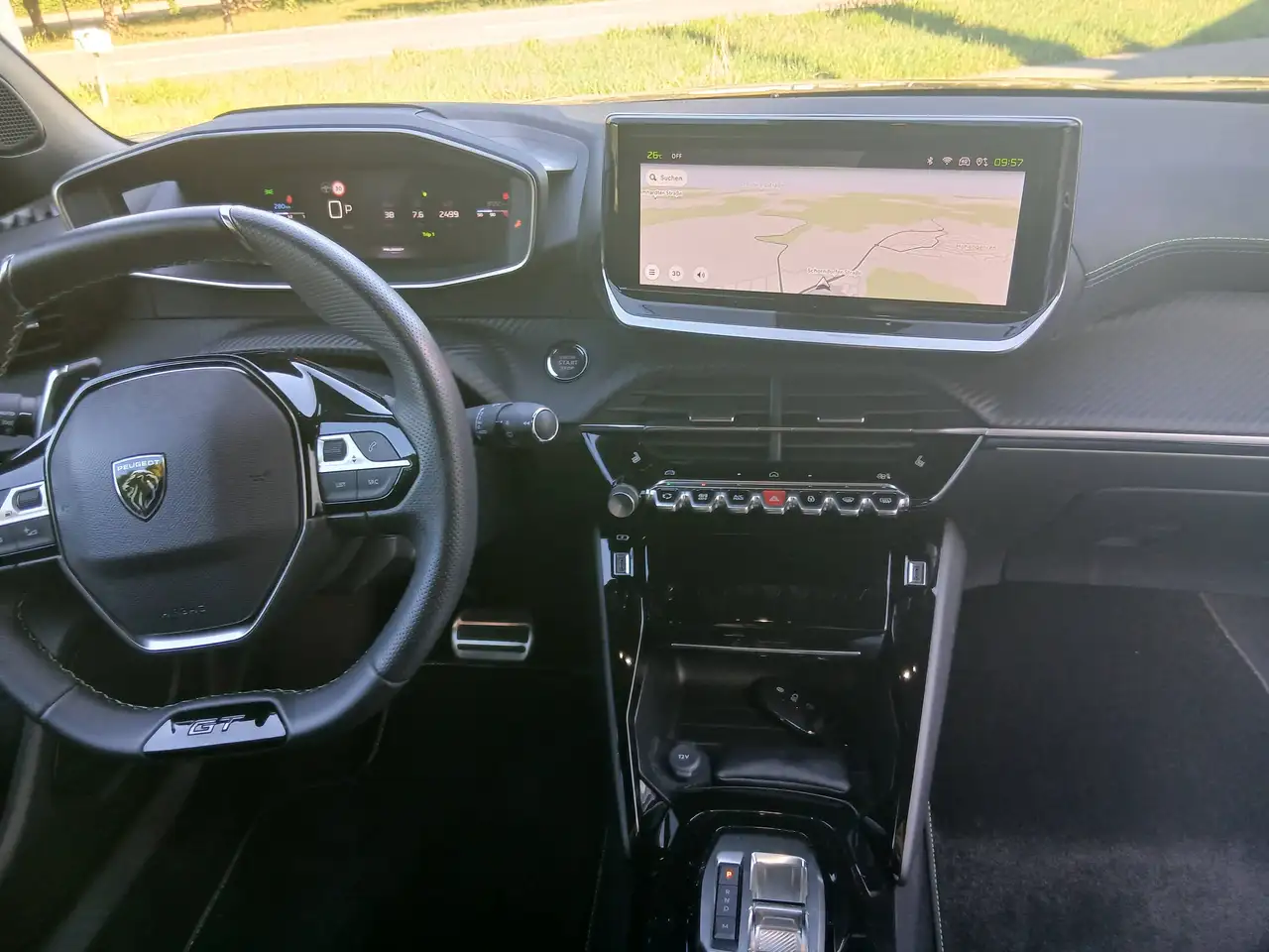 Peugeot 2008 GT — معرض صور السيارة 17