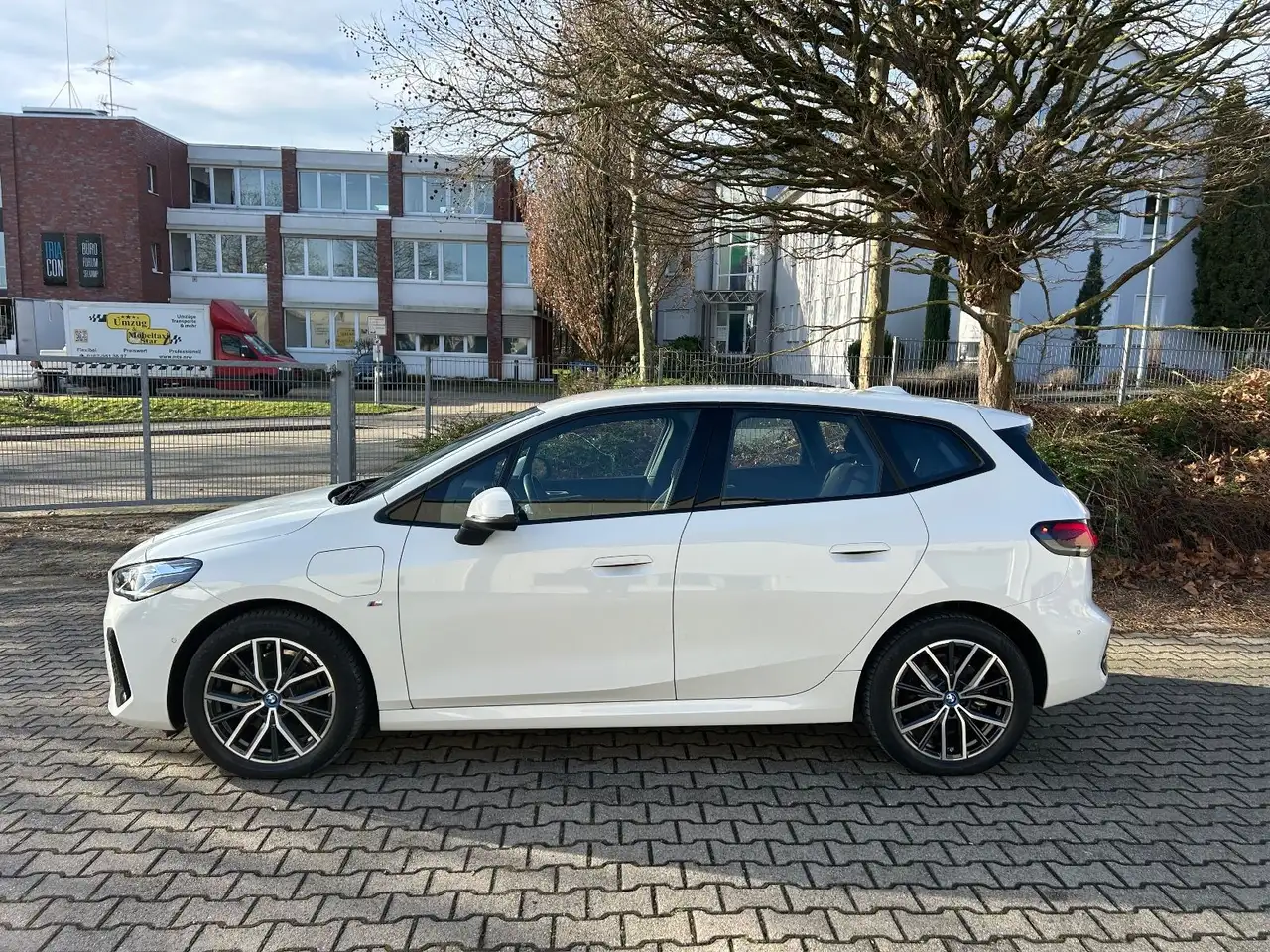 BMW 225 225e Active Tourer xDrive M Sport — معرض صور السيارة 7