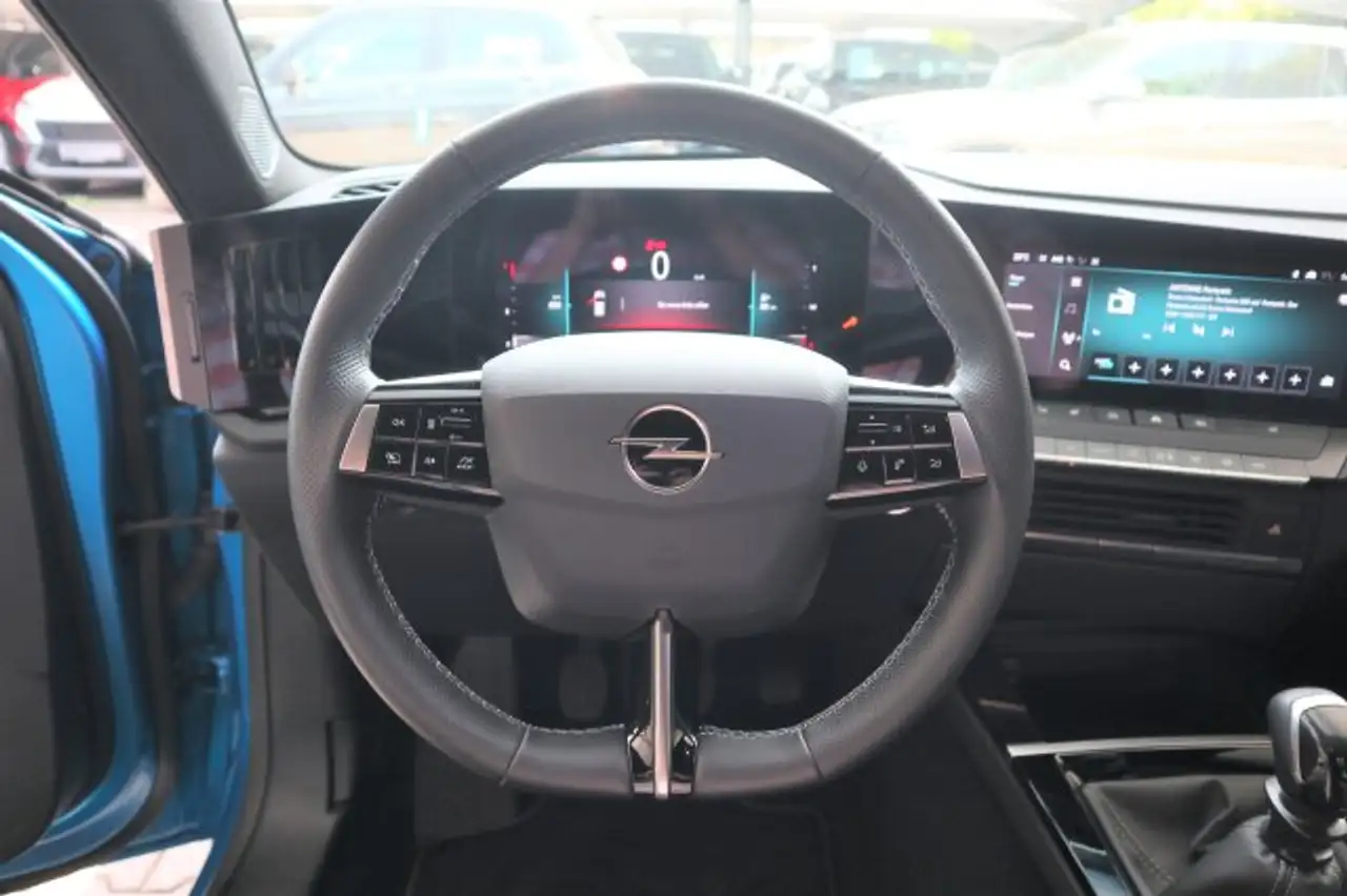 Opel Astra Astra L ST / GS PLUS / PREMIUM-Ausst./ wenig km! — Vehicle gallery 10