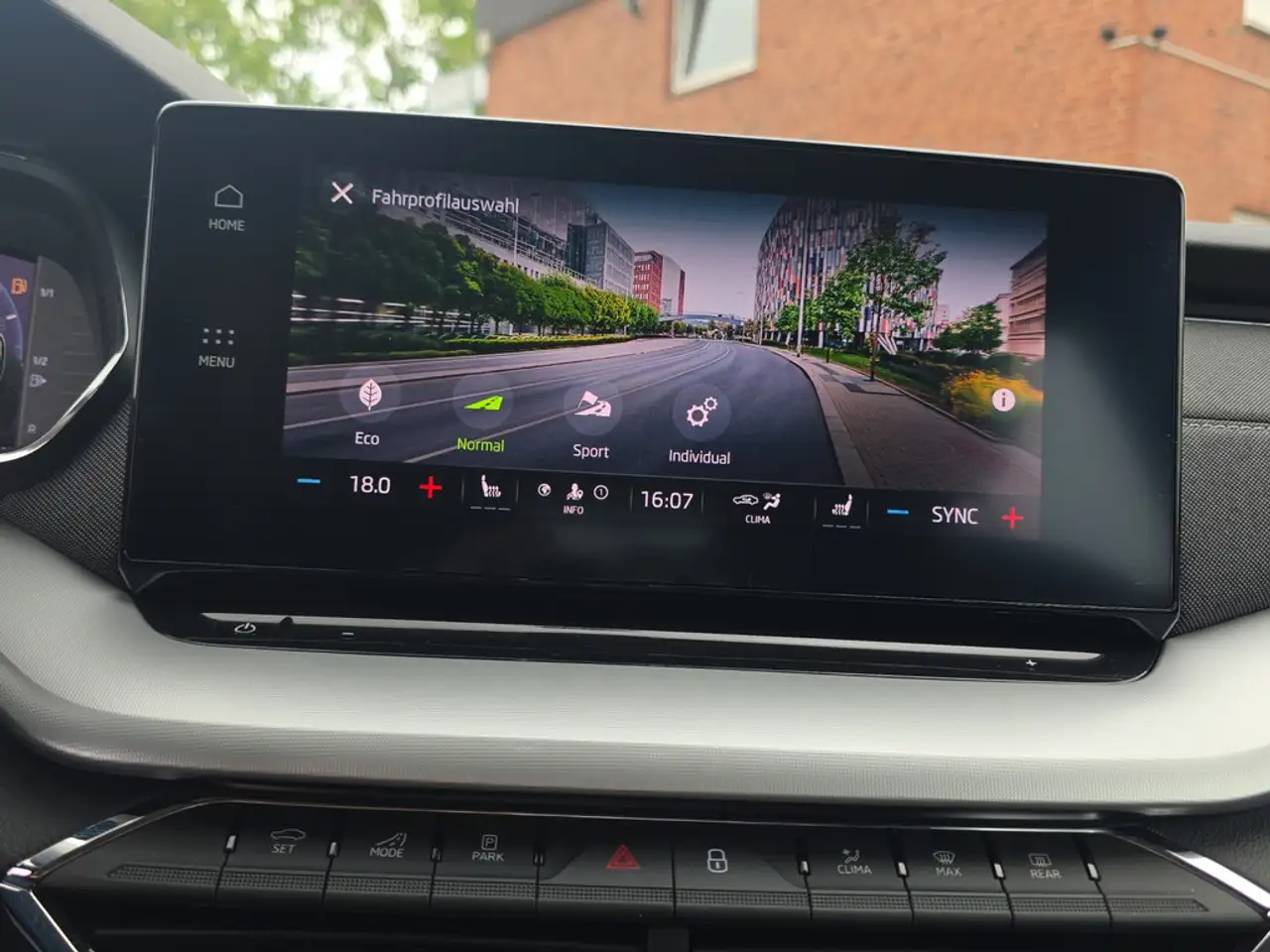 Skoda Octavia 1.5 TSI Sel. Plus ACC HUD LED KAMERA — معرض صور السيارة 26