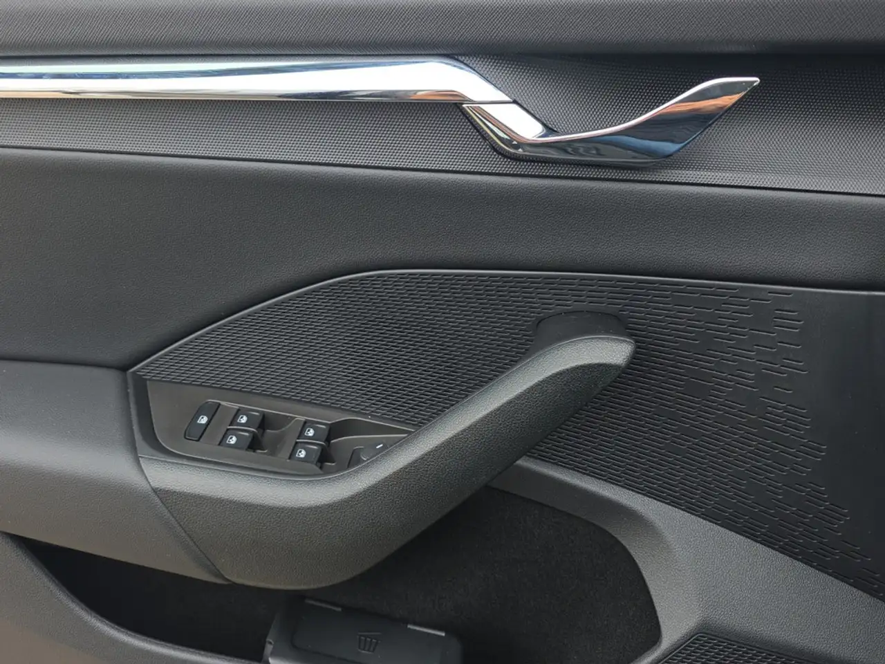 Skoda Octavia 1.5 TSI Sel. Plus ACC HUD LED KAMERA — معرض صور السيارة 19