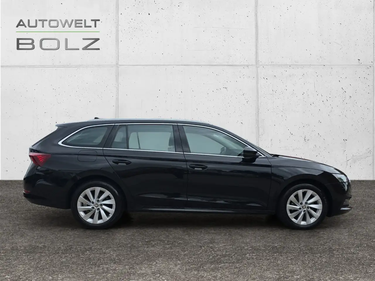 Skoda Octavia 1.5 TSI Sel. Plus ACC HUD LED KAMERA — معرض صور السيارة 9