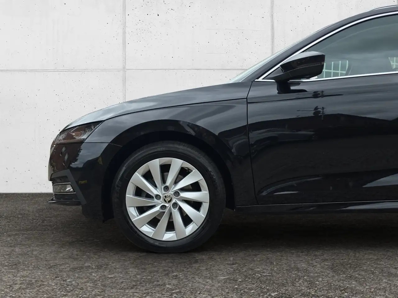 Skoda Octavia 1.5 TSI Sel. Plus ACC HUD LED KAMERA — معرض صور السيارة 22
