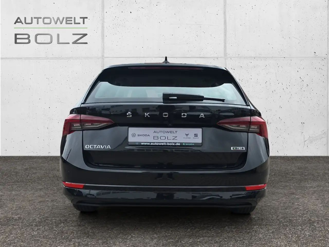 Skoda Octavia 1.5 TSI Sel. Plus ACC HUD LED KAMERA — معرض صور السيارة 6