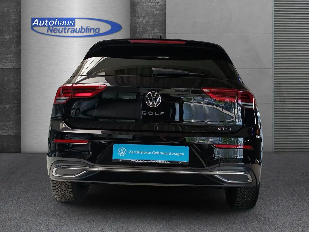 Volkswagen Golf 8 1.0 eTSI "MOVE" 110 PS DSG+REARVIEW+NAVI+ — Galerie du véhicule 5