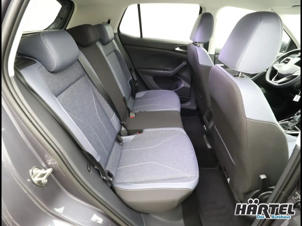Volkswagen T-Cross STYLE 1.5 TSI ACT DSG (+ACC-RADAR) Navi — Galerie du véhicule 7