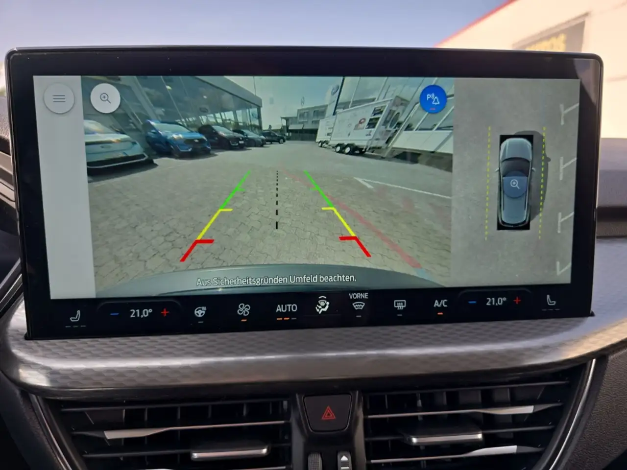 Ford Kuga Titanium PHEV Navi digitales Cockpit B & O LED Ble — Vehicle gallery 17