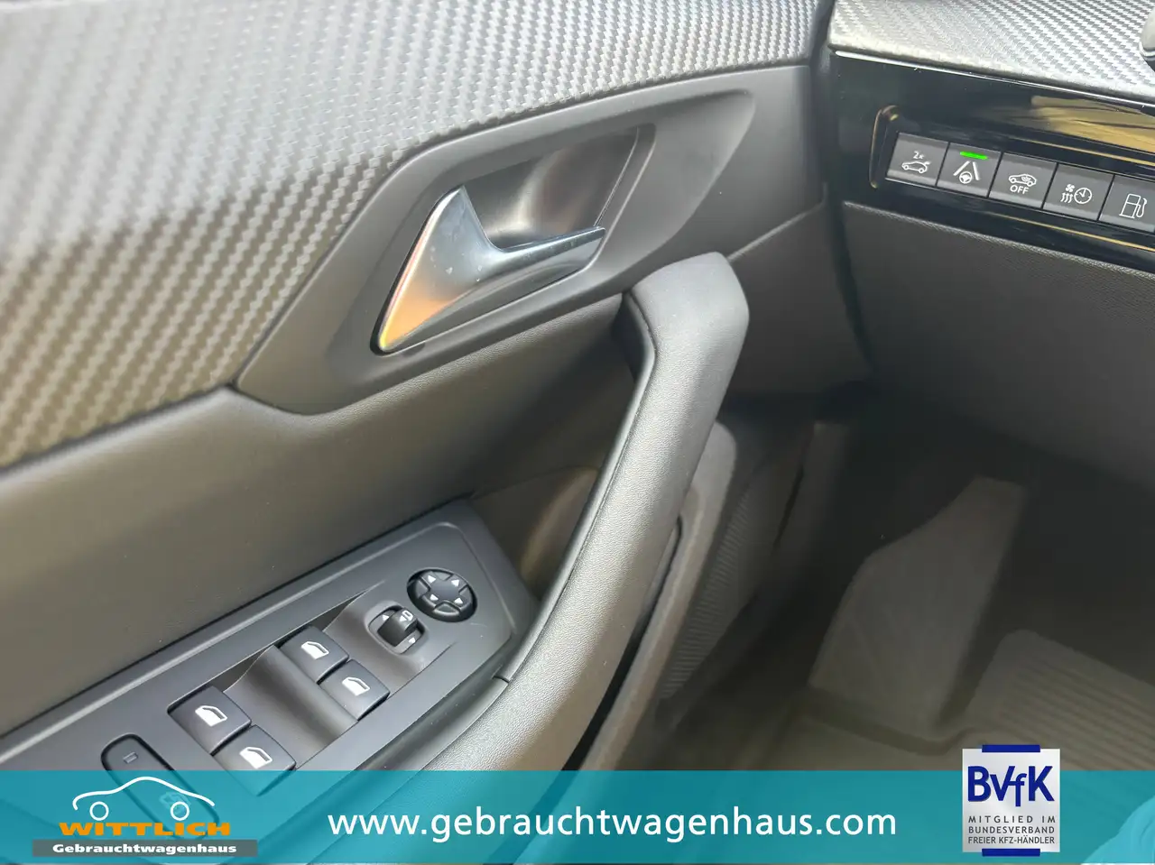 Peugeot 508 Hybrid 225 "Allure" +Garantie +Batteriezertifikat +Kamera +LED-Scheinwerfer — معرض صور السيارة 32