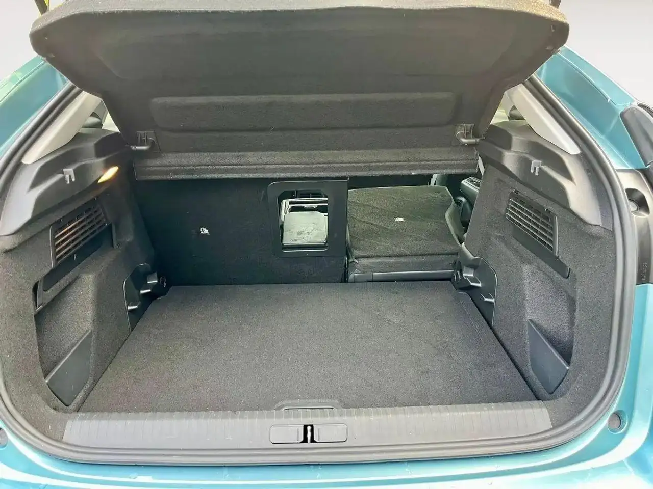 Citroen C4 Shine *LEDER*NAVI*KAMERA*HEAD-UP* — معرض صور السيارة 17