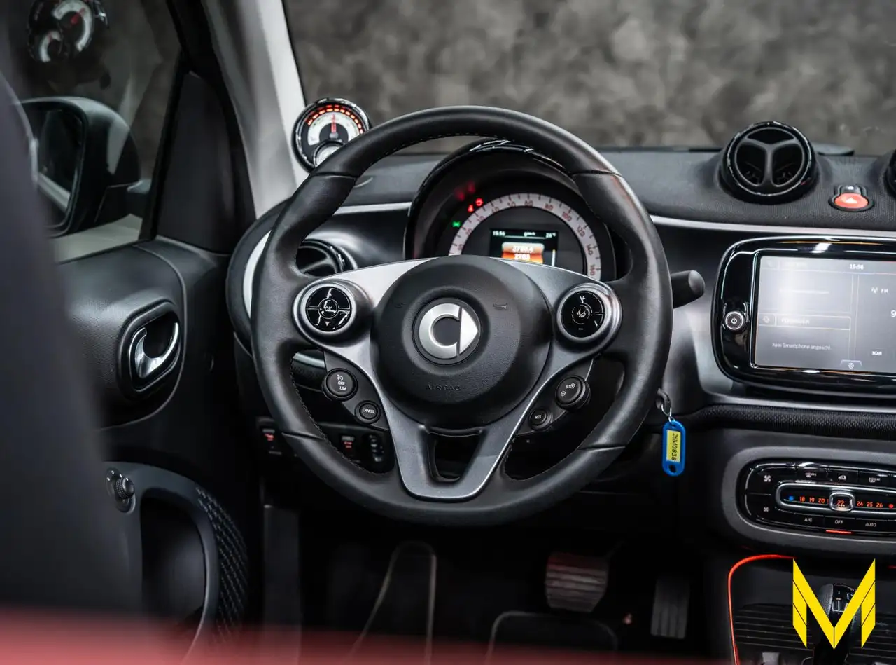 smart forTwo EQ cabrio passion EXCLUSIVE:JUST SO SEXY! — معرض صور السيارة 17