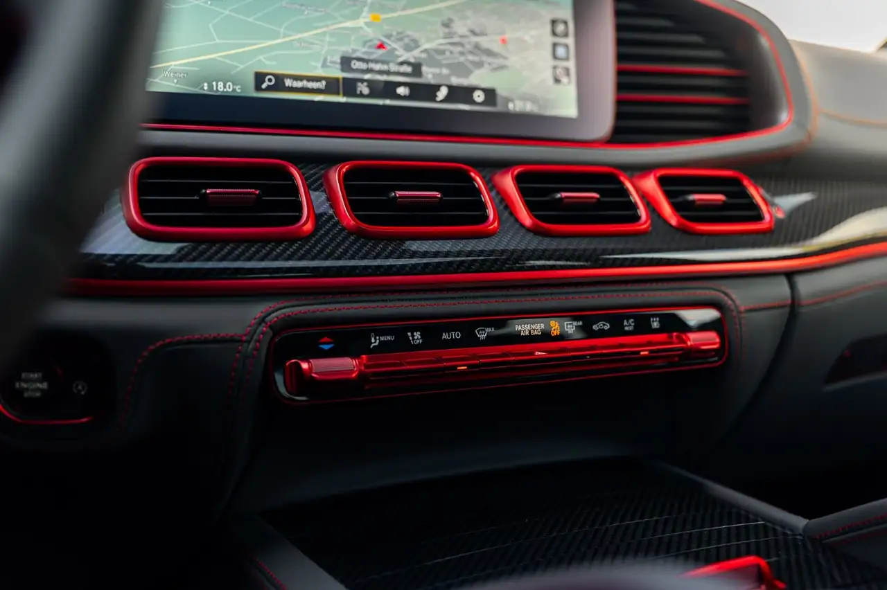 Mercedes-Benz GLE 63 AMG BRABUS GLE 900 ROCKET *1 OF 25*900 PS*LIMITED* — معرض صور السيارة 31
