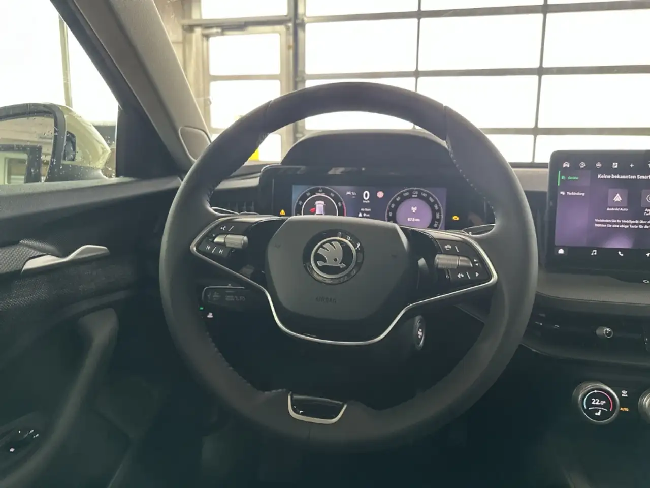 Skoda Superb Combi 1.5 TSI mHEV Essence — Vehicle gallery 11