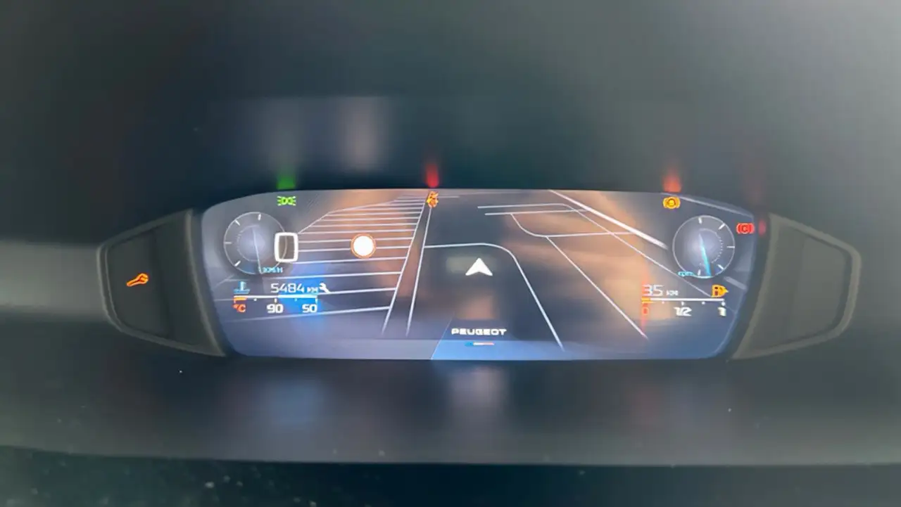 Peugeot 308 SW Allure T.Leder Navi CarPlay ACC RFK 360° — Vehicle gallery 6