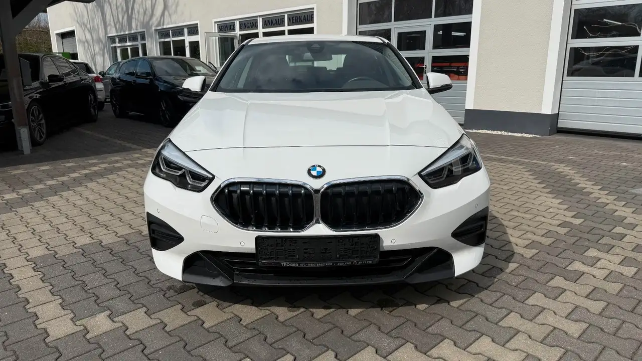 BMW 218 i LED Navi Autom AppleCar — معرض صور السيارة 2